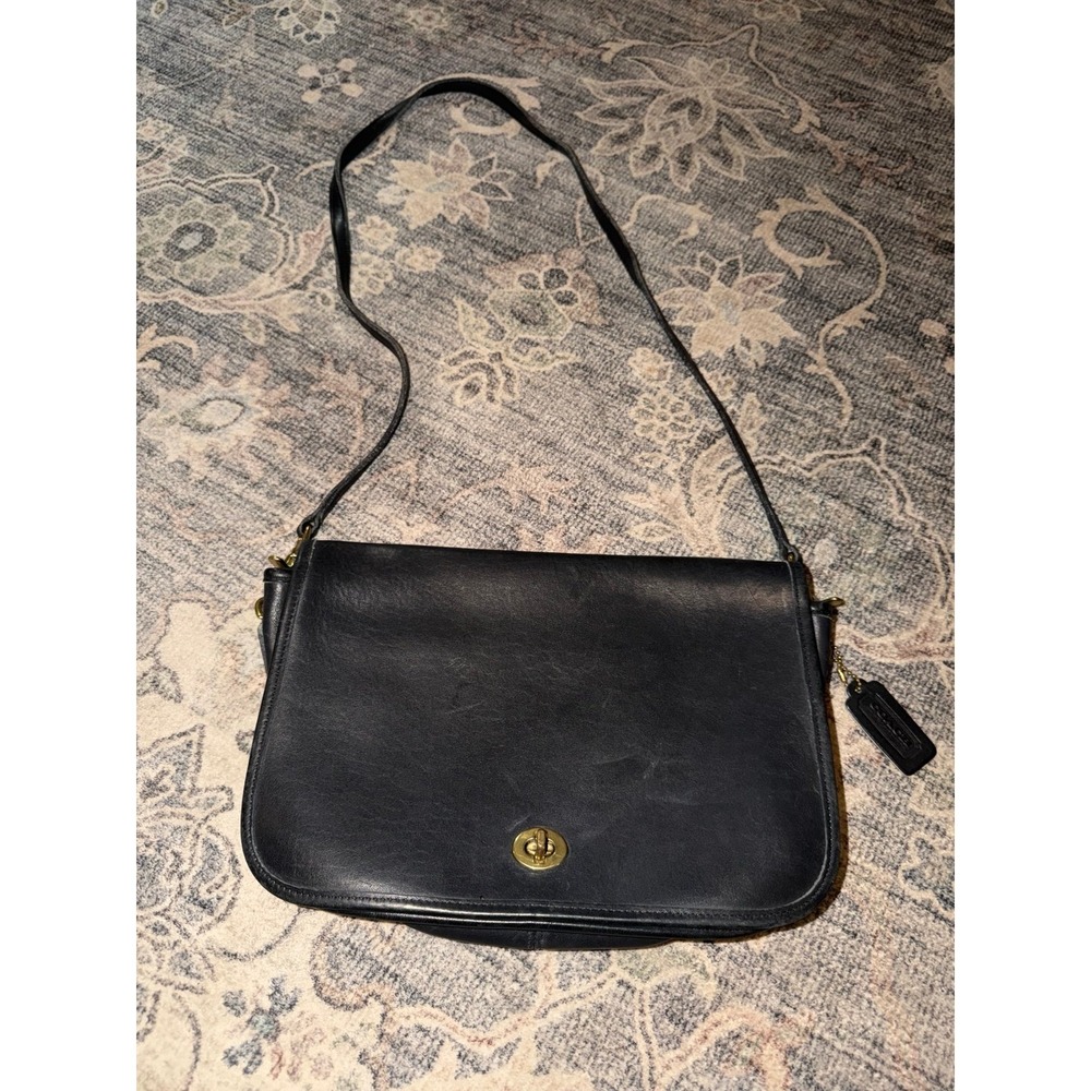 Vintage Coach Penny Pocket Clasp Front Crossbody Bag Purse Leather Black